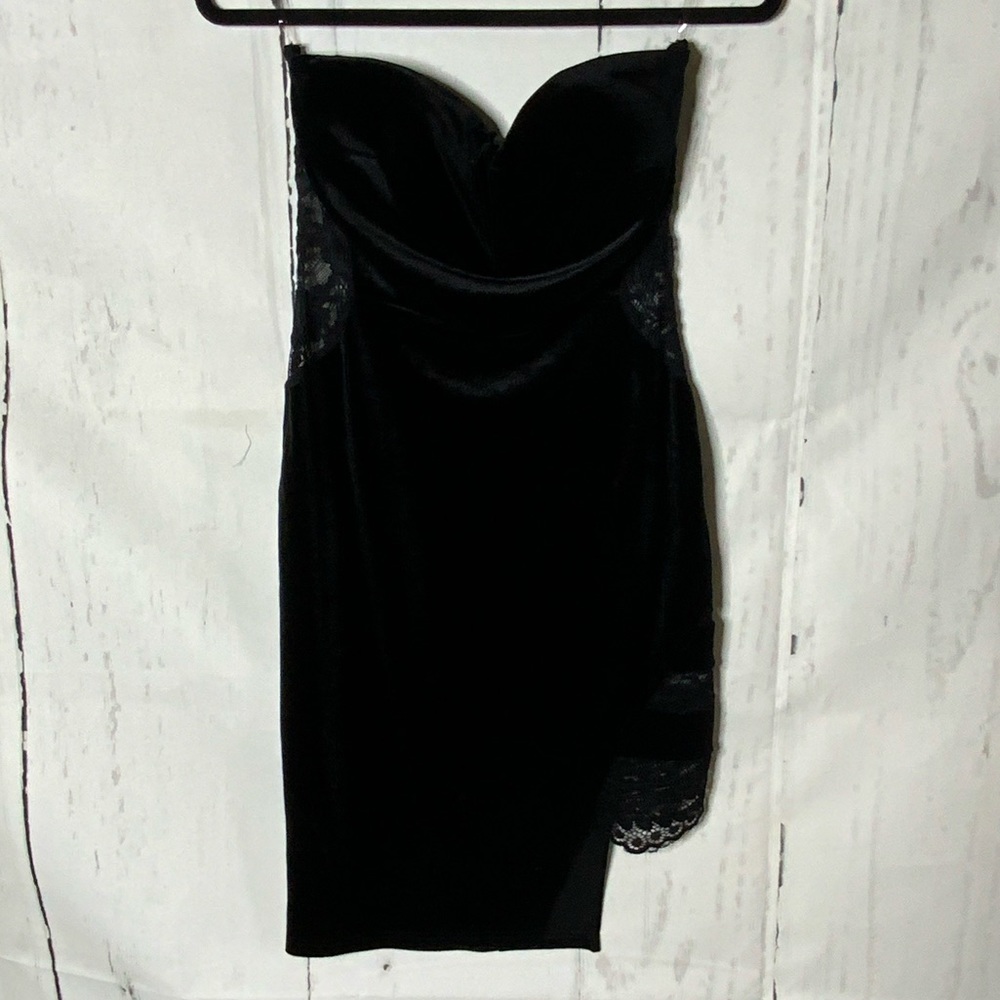 FASHIONNOVA Dress - Picture 9 of 12